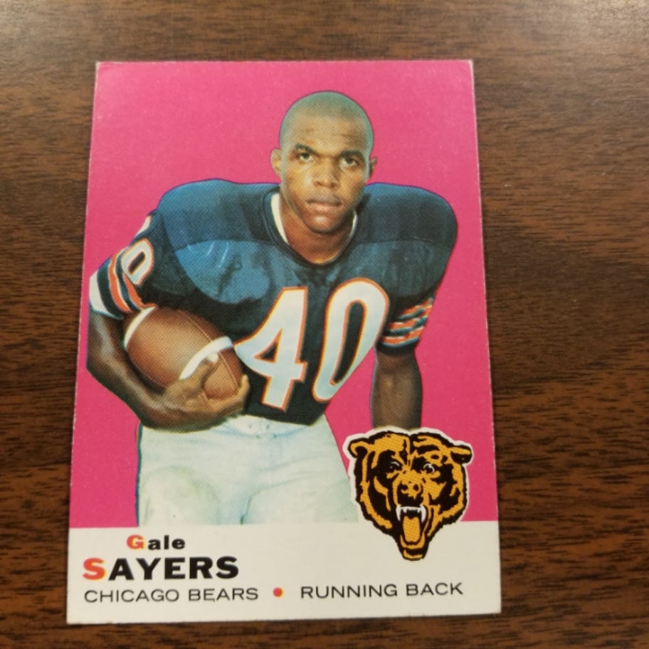 1969 Gale Sayers Topps Football Card 51 Sharp Corners No 